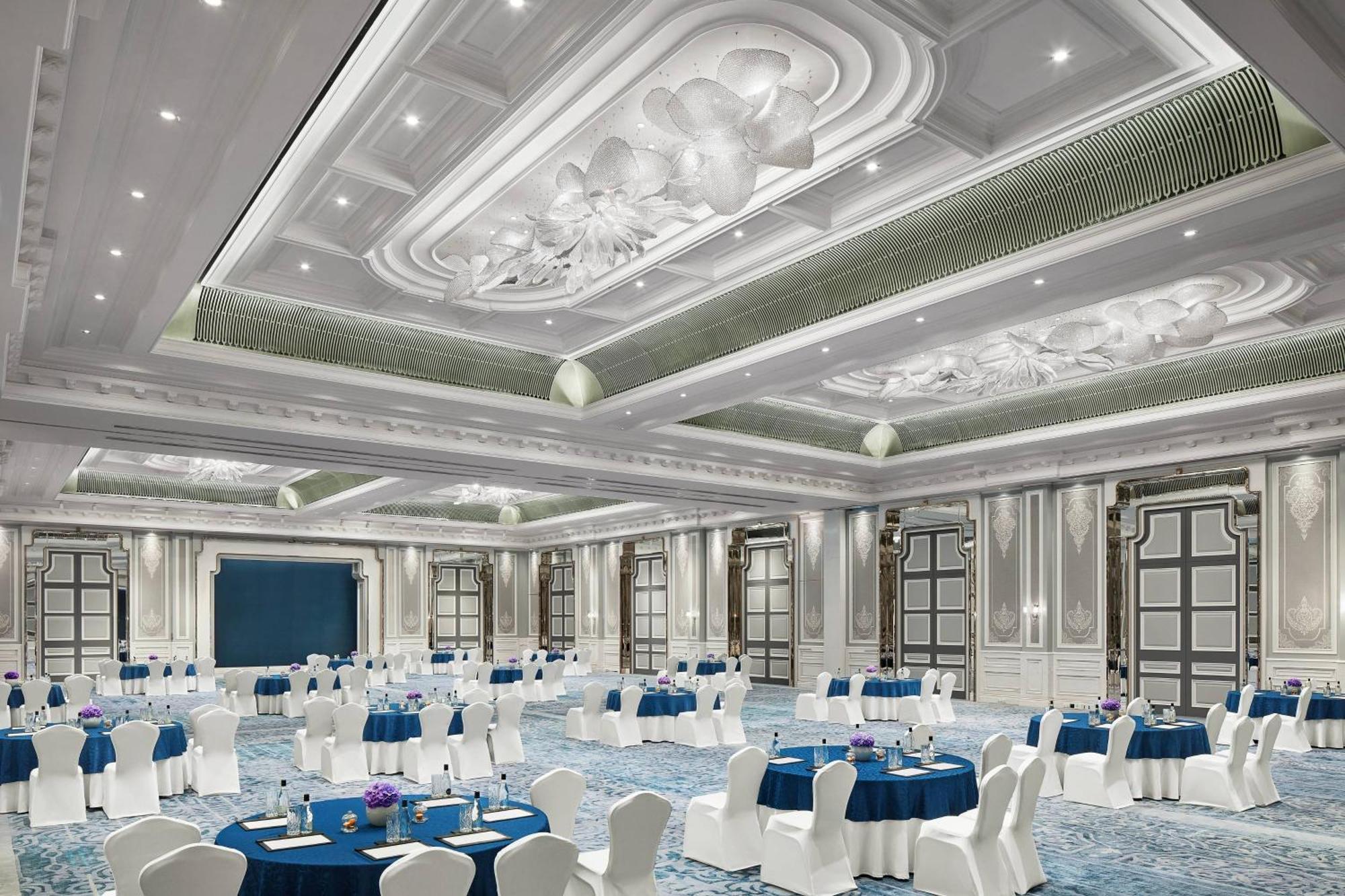 The Ritz-Carlton, Pune Eksteriør billede