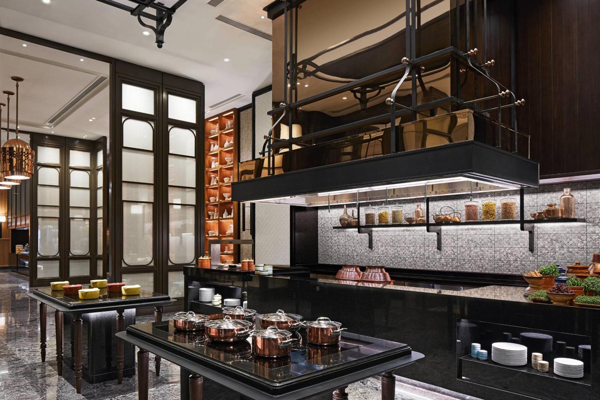 The Ritz-Carlton, Pune Eksteriør billede