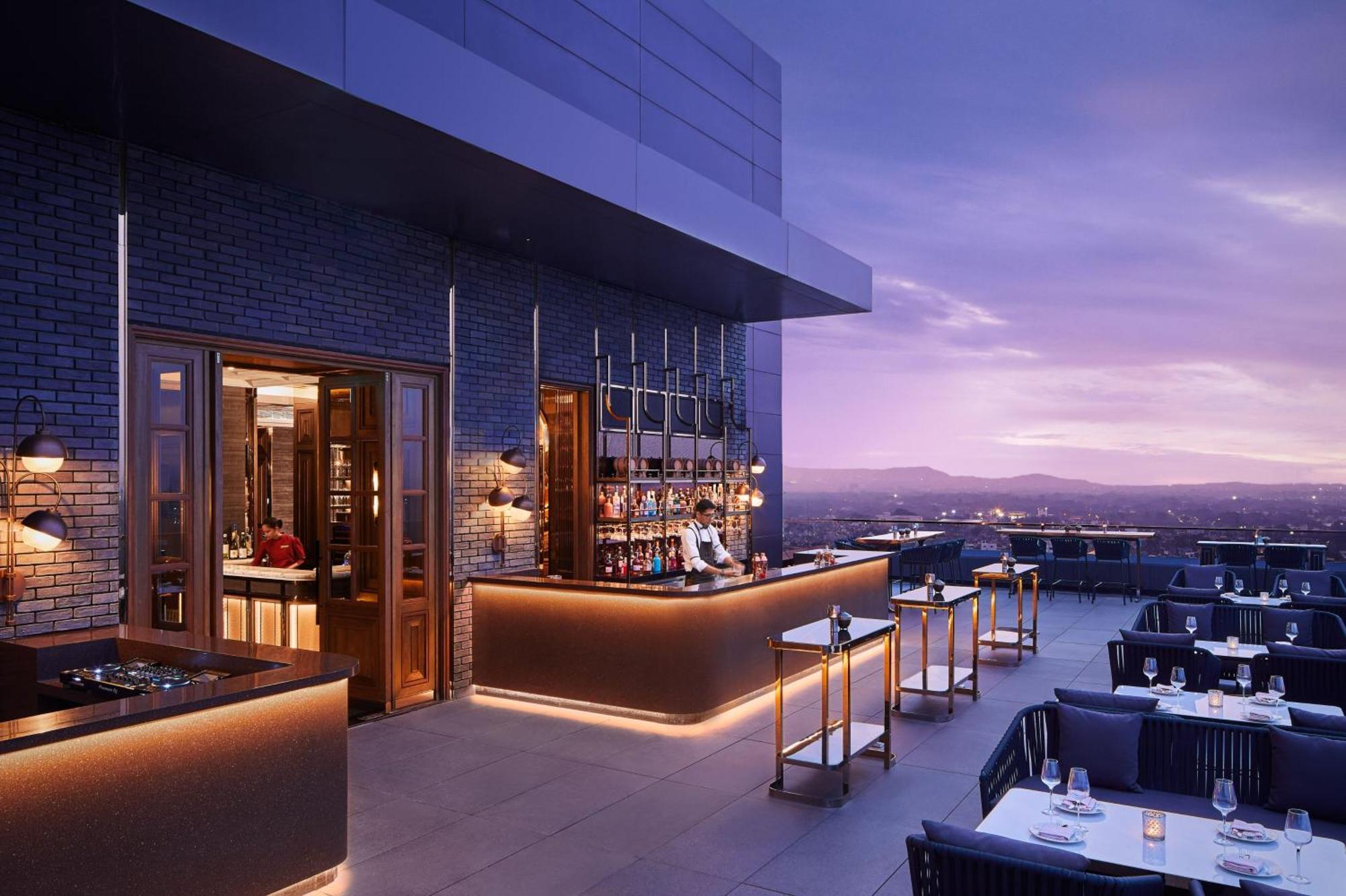The Ritz-Carlton, Pune Eksteriør billede