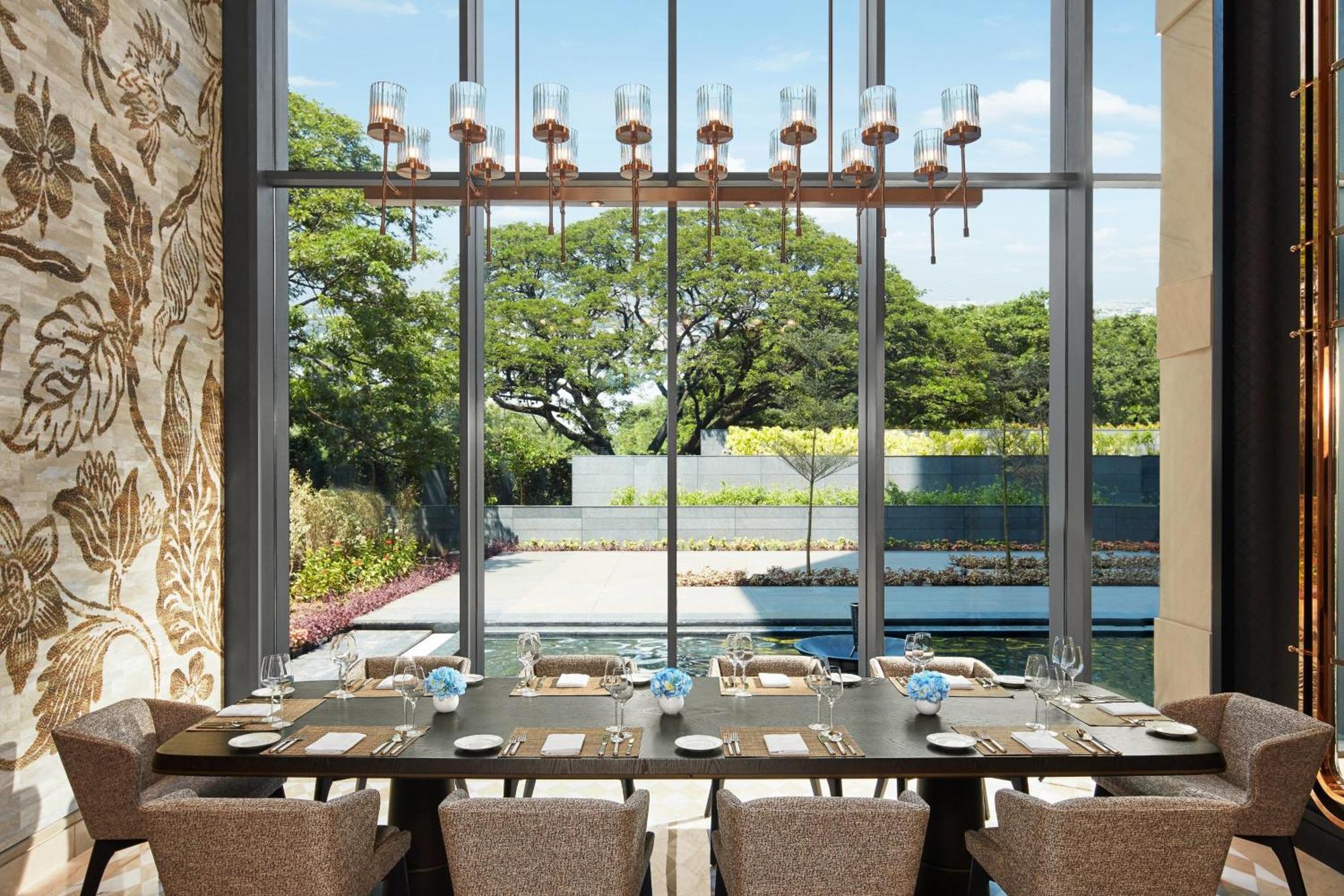 The Ritz-Carlton, Pune Eksteriør billede