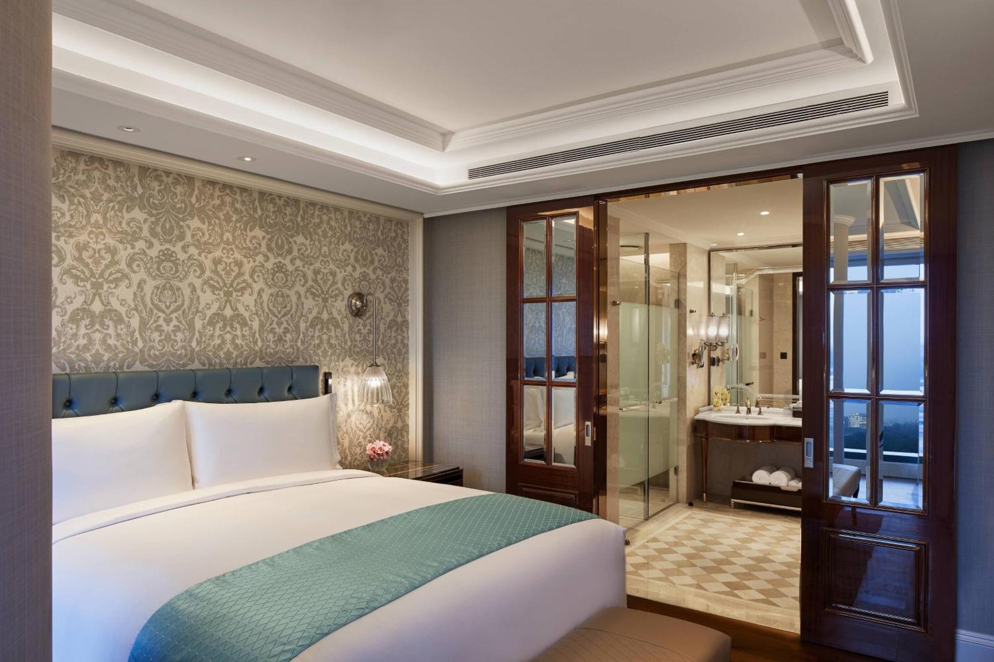 The Ritz-Carlton, Pune Eksteriør billede